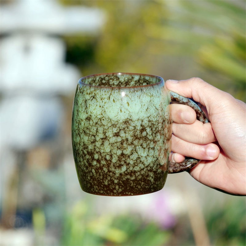 Grand mug fait main artisanal garde-chaleur vert