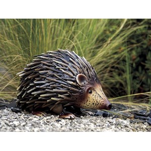 Hérisson décoratif stylisé en acier pour jardin