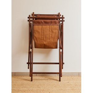 Ernest, le fauteuil pliant en cuir n°717