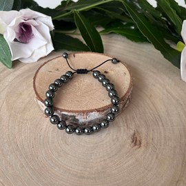Bracelet shambala en hématite – ancrage et équilibre