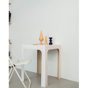 Table d'appoint en fibre de verre n°826