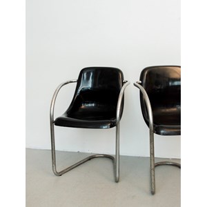 Paire de chaises coque en métal n°1297
