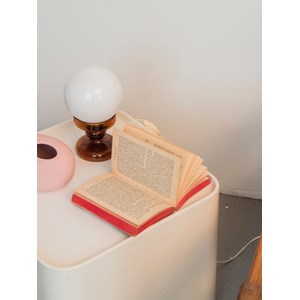 Table d'appoint en fibre de verre n°824