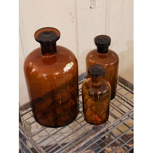 Nsemble de pots d'apothicaire en verre n°824