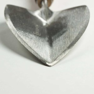 Pelle à transplanter à main