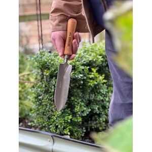 Petite pelle à désherber à main