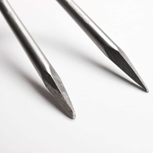 Fourchette a désherber à main