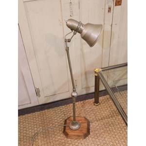 Lampadaire en métal ajustable n°328