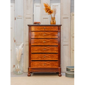 Valery, le chiffonnier en acajou n°61