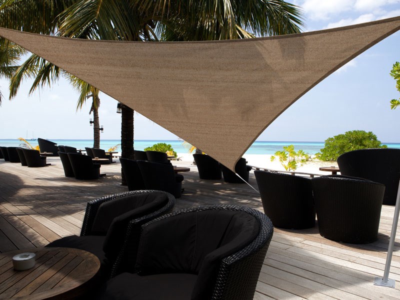 Jardiline - Voile d'ombrage triangulaire 5 x 5 x 5 m - austral - brun havane - jardiline