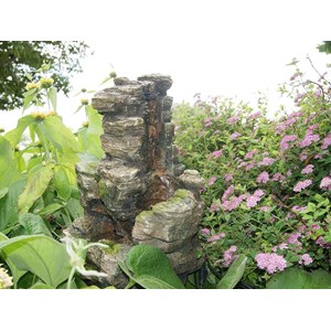 Fontaine de jardin chios chute d'eau effet pierre