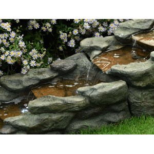 Fontaine de jardin brembo allongée rochers et pierres, avec éclairage led - ubbi