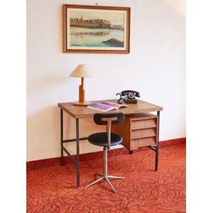 Edouard, le bureau en bois n°560