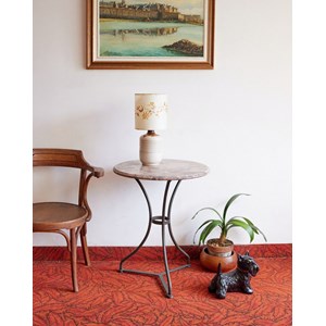 Table d'appoint en marbre rose et métal n°708