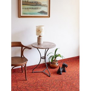 Table d'appoint en marbre rose et métal n°708