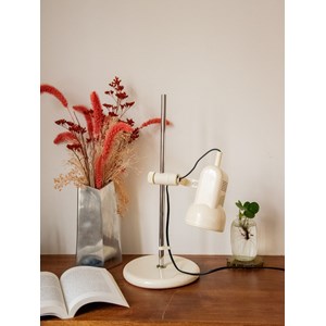 Grande lampe en métal laqué n°781