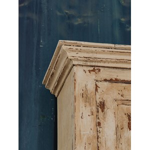 Armoire parisienne en bois patiné beige n°350