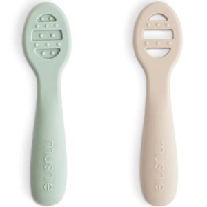 Lot de 2 cuillères d'apprentissage cambridge blue-shifting sand