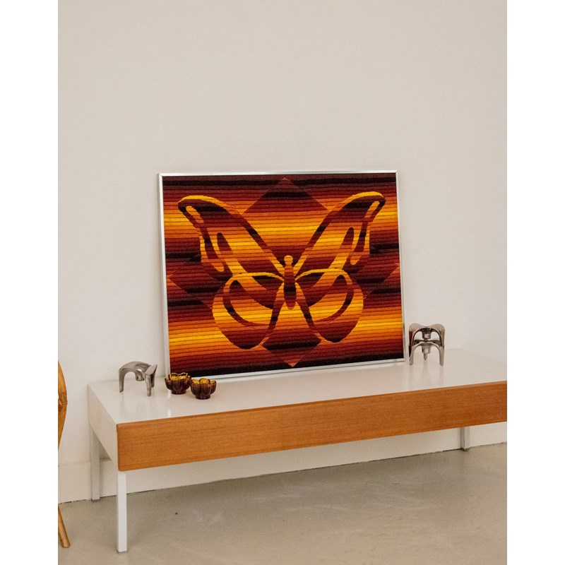 Nina, la tapisserie 70's papillon n°334