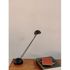 Lampe de bureau en métal noir n°588