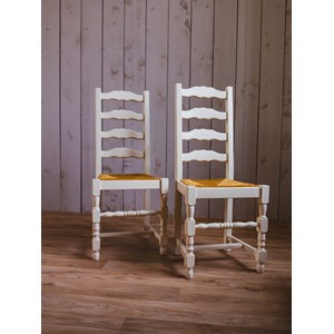 Alma, la chaise en bois n°1321