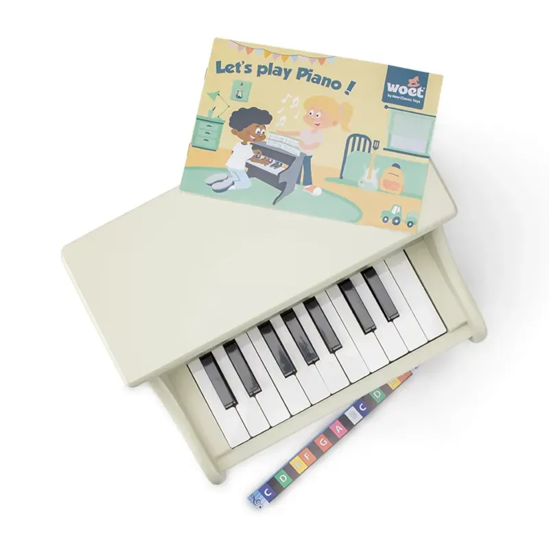 Piano beige pour enfant (New Classic Toys) - Image 2
