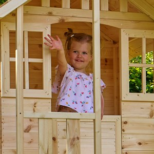 Maisonnette sur pilotis balcon et gliss