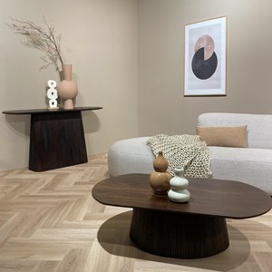 Sienne-table basse ovale en bois massif brun