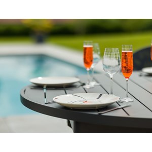 Table de jardin ronde en aluminium gris avec allonge papillon palma avec 6 chais