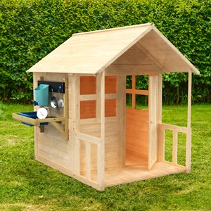 Maisonnette avec plancher, véranda et c