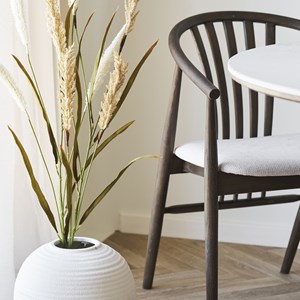 Bess-fauteuil de table en chêne fumé massif et tissu beige