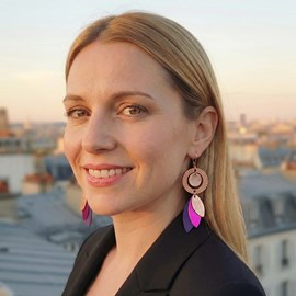 Boucles d’oreilles pendantes solaris fuchsia