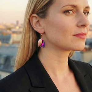 Boucles d’oreilles courtes chouchou fuchsia