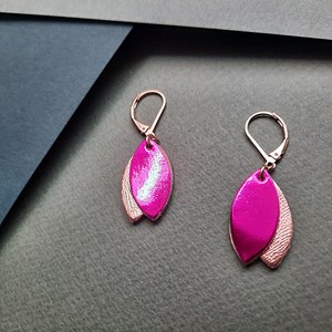 Boucles d’oreilles légères loulou fuchsia