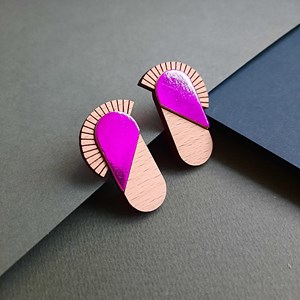 Boucles d’oreilles légères maya fuchsia