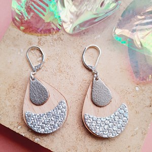 Boucle d'oreilles en bois arty glacial