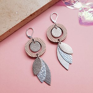 Boucles d’oreilles longues solaris glacial