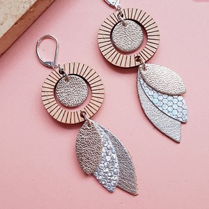 Boucles d’oreilles longues solaris glacial