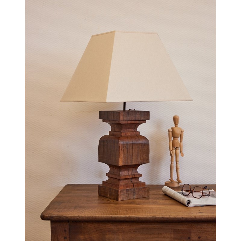 Suzanne, la lampe à poser en bois n°500