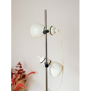 Grand lampadaire en métal blanc n°323