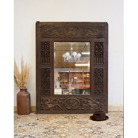 Grand miroir piqué gothique n°1022