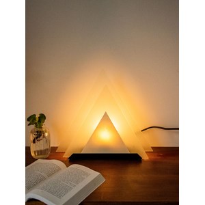 Lampe pyramide en verre opaque n°796