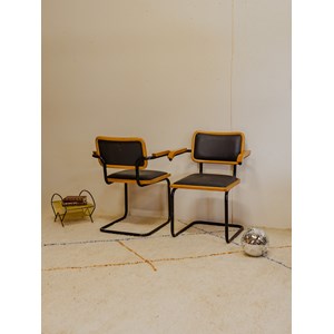 Fauteuil en bois et tissu noir n°889