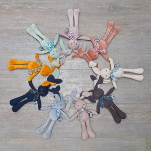 Peluche pantin lapin terracotta 25 cm