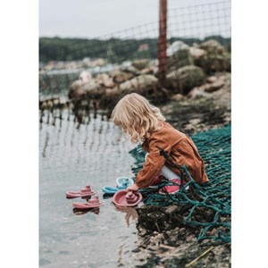 Ensemble de 4 bateaux