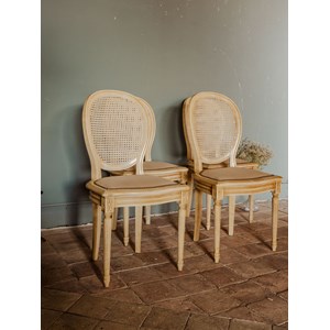 Lot de 4 chaises en bois beige n°1331