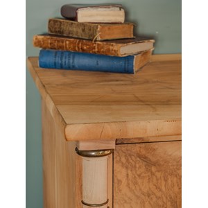 Grande commode en noyer n°263