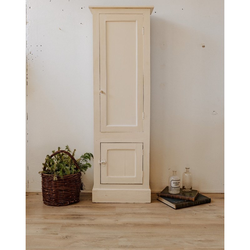 Grande armoire en bois beige n°361