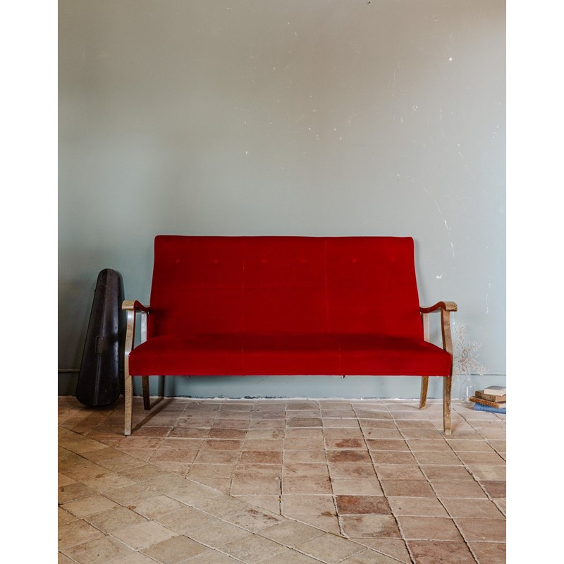 Banquette en bois et velours rouge n°133