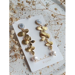 Boucles d’oreilles pendantes elora en acier inoxydable et fleurs séchées